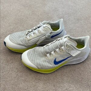 NIKE AIR ZOOM PEGASUS 37 FLYEASE WHITE RACER - men’s 10.5